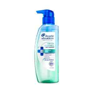HEAD  SHOULDERS 72H Oil Control  Anti-Dandruff Shampoo 300 g.
