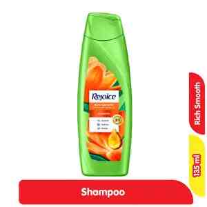 Rejoice Sampo Rich Halus Lembut 135 ml - Rejoice Sampo Rich Halus Lembut 135 ml