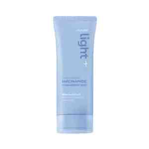 Wardah Light Low pH Nano Niacinamide Hyaluronic Zinc Whip Facial Foam 100ml - pstrongProduk akan dikirim berdasarkan stok y