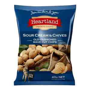 HEARTLAND Sour Cream and Chives Old Fashioned Wave Cut Chips 40g 1 pack