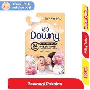 Downy Pelembut  Pewangi Pakaian Bayi Milky Touch 500 ml - Downy Pelembut  Pewangi Pakaian Bayi Milky Touch