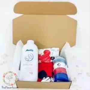 Saffron Baby Gift Set F4U2158